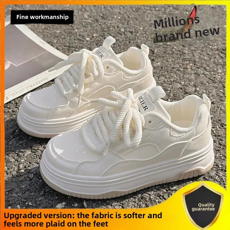 Lightweight and Versatile Women's Sneakers